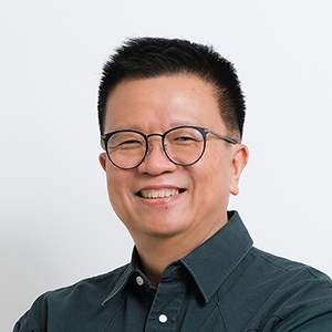 Pdt. Leonardo Sjiamsuri - Pengkhotbah Gereja Mawar Sharon