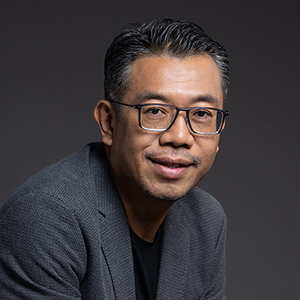 Jonny Herjawan (JPCC-Jakarta) - Pengkhotbah Gereja Mawar Sharon