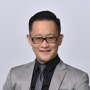 Ps. Robert Tedjasukmana - Pengkhotbah Gereja Mawar Sharon
